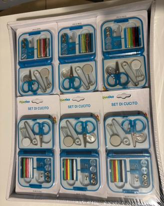 Set da cucito 24 pz nuovi