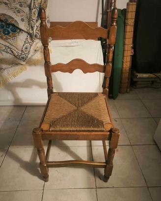 sedie in legno colorate