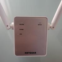 NETGEAR EX6120 wifi Extender 