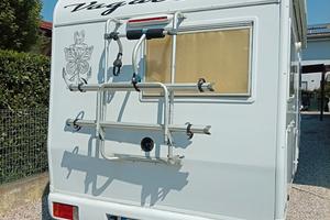 Camper del 2000,dicitura vagabond 