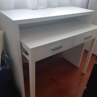 Scrivania estraibile