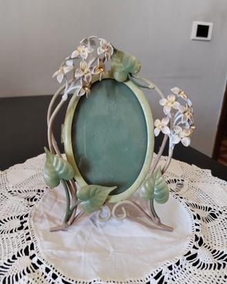 Cornice Vintage in stile Liberty