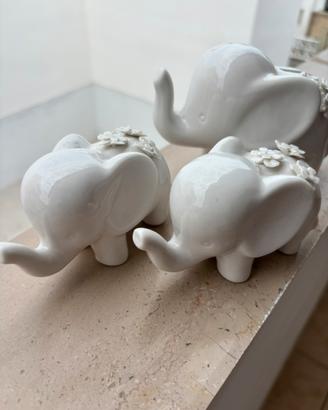 Elefanti in ceramica