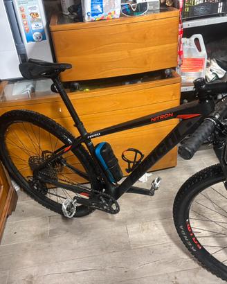 Montambaik bianchi in carbonio nitro