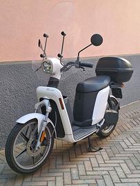Askoll es2