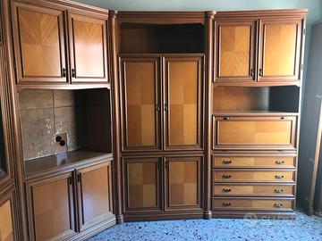 Mobile sala legno massello