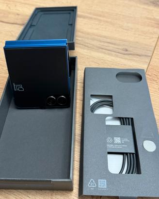 Z FLIP 7
