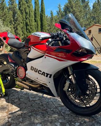 Ducati Panigale 899