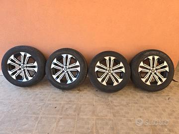 Toyota RAV4 treno ruote completo