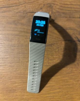 Fitbit charge 4