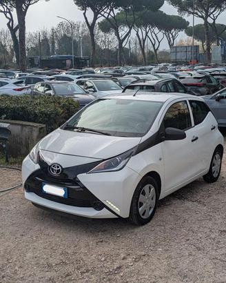 TOYOTA Aygo Aygo 1.0 VVT-i 69 CV 5 porte x-play