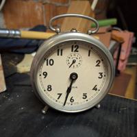 sveglia caricamento manuale