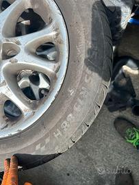 CERCHI IN LEGA PER ALFA 147 E PNEUMATICI
