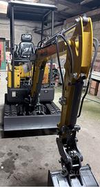 Mini escavatore 18 quintali