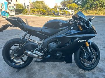 Yamaha R6