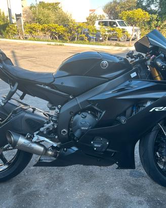 Yamaha R6