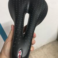 NUOVA - Selle Italia Sella Sport Gel Flow per bici