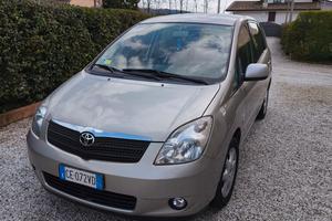 Toyota corolla verso