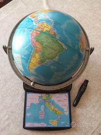 Mappamondo interattivo Oregon Scientific parlante