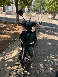 Liberty 125 anno 2022