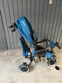 Passeggino triciclo