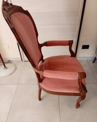 poltrona in legno noce