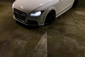 Audi TTS 2.0 TFSI quattro S-tronic