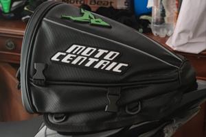 Borsa moto da sella rigida
impermeabile