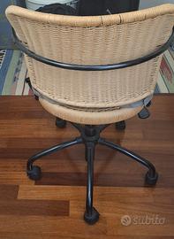 Poltrona girevole/regolabile con rotelle