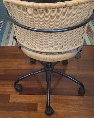 Poltrona girevole/regolabile con rotelle