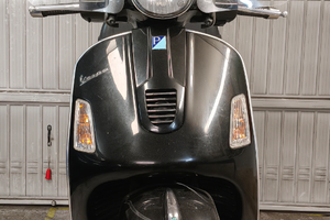 Vespa 300 GTS