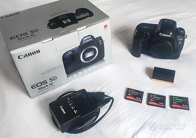Canon EOS 5D Mark IV + Batteria + 3CF -- €550