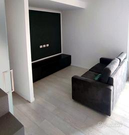 Divano 3 posti marrone sfoderabile