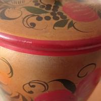 Barattolo e cucchiaio vintage russi