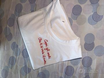 T-shirt copri gli occhi che ti si vede il cuore