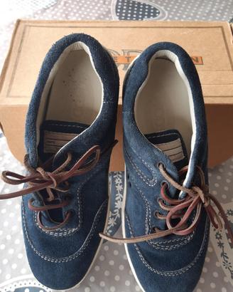 TOD'S SNEAKERS in pelle scamosciata color blu