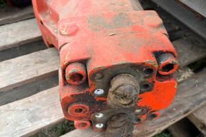 Ricambi mietitrebbia laverda 112 al