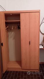 ARMADIO IKEA 25 EURO
