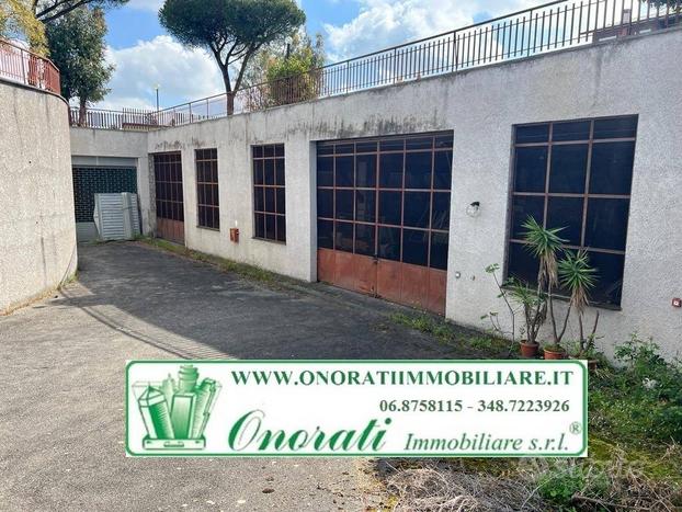 A-942 MQ 1550 ROMA ZONA ANAGNINA FUORI GRA