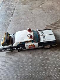 AUTOMOBILINA MODELLINO IN METALLO 