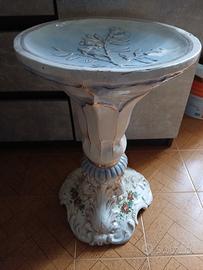 piedistallo o base decorativa in porcellana