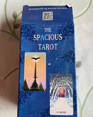 Tarocco -- The spacious Tarot
