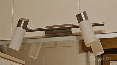 2 lampadari uguali 