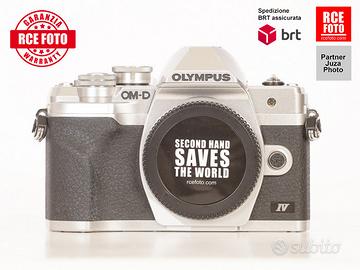 Olympus OM-D E-M10 IV