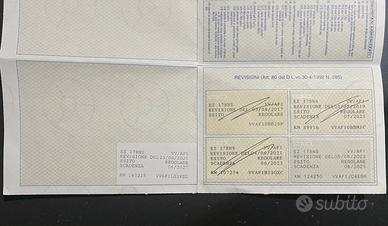 Alfa 147 anno 2004 incidentata