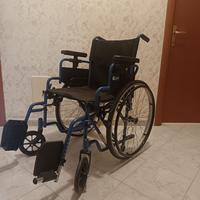 Sedia a rotella pieghevole carrozzina a spinta