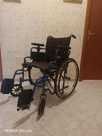 Sedia a rotella pieghevole carrozzina a spinta