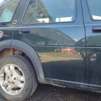 Porta post dx LAND ROVER FREELANDER 2004