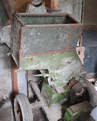 Molino per cereali e miscelatore