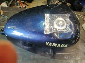 serbatoio yamaha nuovo con tappo